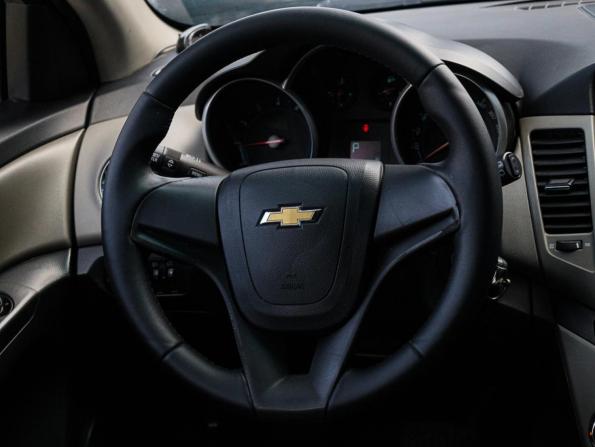 Chevrolet Cruze I Рестайлинг с пробегом 2012 года, цена 670 000 рублей, 258918 км, хэтчбек, Автокод Объявления