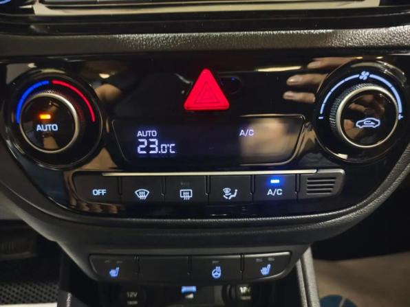 Hyundai Solaris II Рестайлинг с пробегом 2021 года, цена 1 499 000 рублей, 114287 км, седан, Автокод Объявления