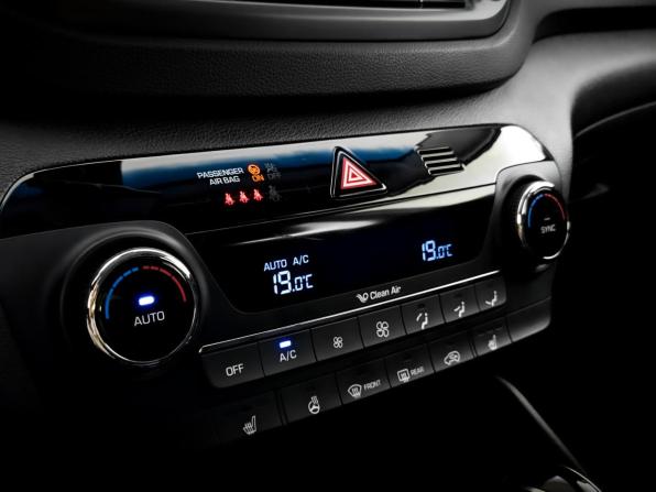 Hyundai Tucson III с пробегом 2016 года, цена 1 845 000 рублей, 113775 км, внедорожник, Автокод Объявления