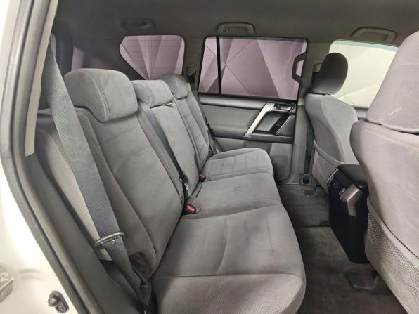 Toyota Land Cruiser Prado 150 Series с пробегом 2012 года, цена 2 479 000 рублей, 231880 км, внедорожник, Автокод Объявления