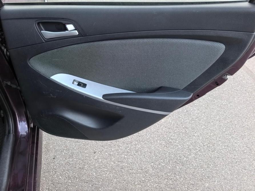 Hyundai Solaris I Санкт-Петербург  - изображение 18