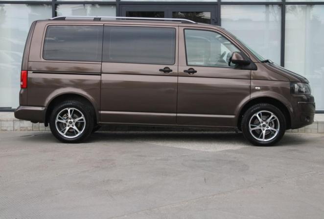 Volkswagen Caravelle T5 Рестайлинг с пробегом 2012 года, цена 1 880 000 рублей, 291306 км, минивэн, Автокод Объявления