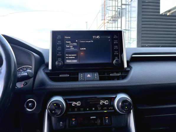Toyota RAV4 V (XA50) с пробегом 2021 года, цена 3 290 000 рублей, 187456 км, внедорожник, Автокод Объявления