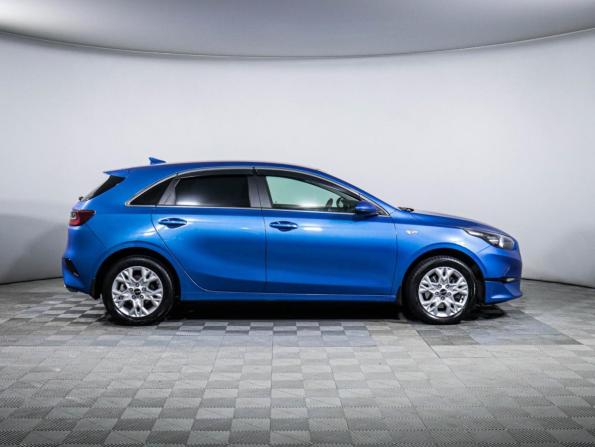 Kia Ceed III Рестайлинг с пробегом 2022 года, цена 1 897 000 рублей, 66844 км, хэтчбек, Автокод Объявления