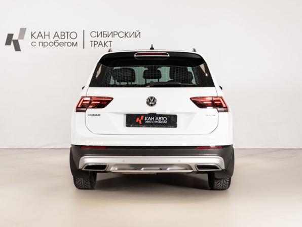 Volkswagen Tiguan II с пробегом 2019 года, цена 3 060 700 рублей, 83522 км, внедорожник, Автокод Объявления