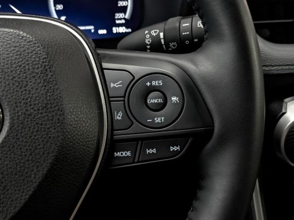 Toyota RAV4 V (XA50) с пробегом 2025 года, цена 3 880 000 рублей, 5170 км, внедорожник, Автокод Объявления