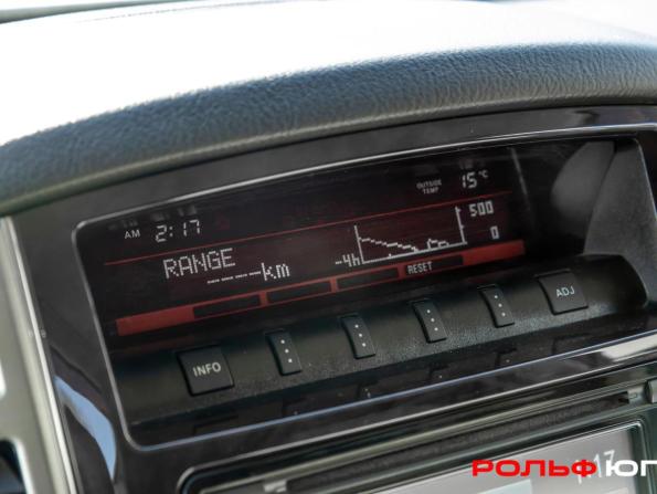 Mitsubishi Pajero IV Рестайлинг 2 с пробегом 2019 года, цена 3 688 000 рублей, 37122 км, внедорожник, Автокод Объявления