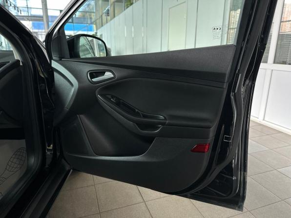 Ford Focus III Рестайлинг с пробегом 2019 года, цена 1 100 000 рублей, 176023 км, седан, Автокод Объявления