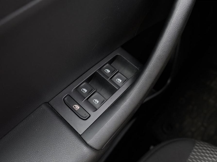 Volkswagen Polo VI Казань  - изображение 12