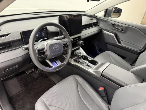 Toyota RAV4 VI (XA60) с пробегом 2026 года, цена 4 550 000 рублей, 13 км, внедорожник, Автокод Объявления