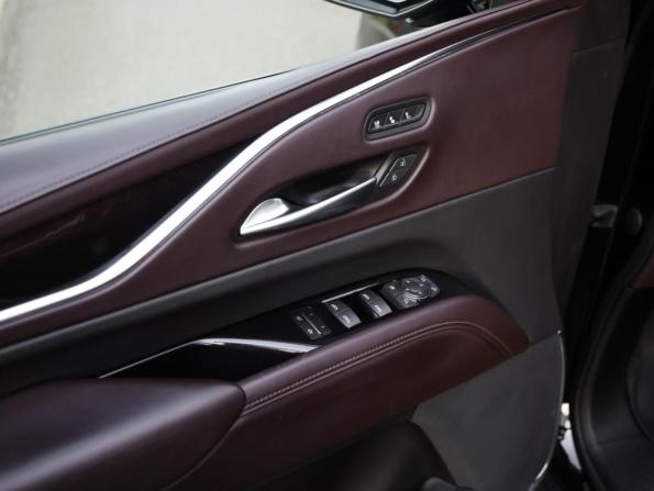 Cadillac Escalade V с пробегом 2021 года, цена 10 200 000 рублей, 82893 км, внедорожник, Автокод Объявления