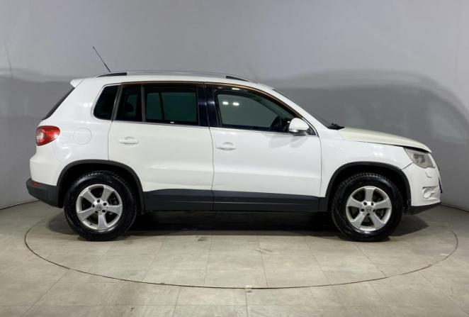 Volkswagen Tiguan I с пробегом 2010 года, цена 710 000 рублей, 225085 км, внедорожник, Автокод Объявления