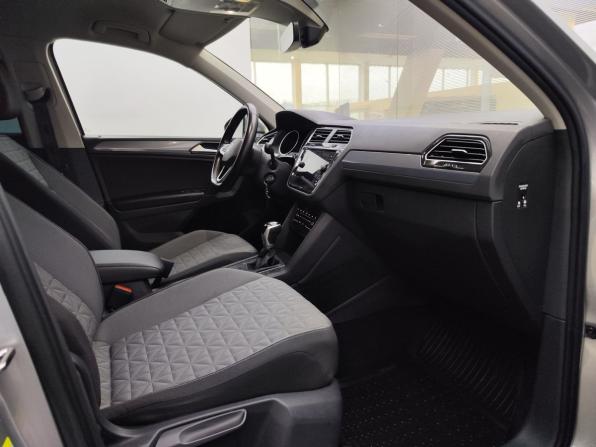 Volkswagen Tiguan II Рестайлинг с пробегом 2021 года, цена 2 600 000 рублей, 98841 км, внедорожник, Автокод Объявления