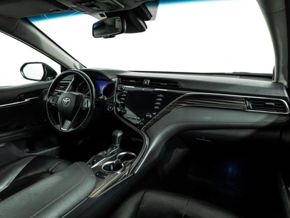 Toyota Camry VIII (XV70) с пробегом 2018 года, цена 2 639 700 рублей, 101389 км, седан, Автокод Объявления