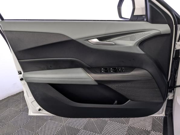 Changan Lamore с пробегом 2024 года, цена 2 319 000 рублей, 178 км, седан, Автокод Объявления