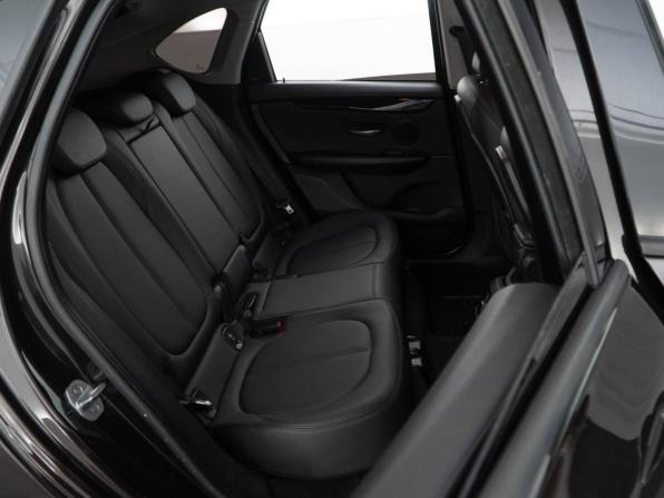 BMW 2 серии Active Tourer F45 Рестайлинг с пробегом 2018 года, цена 1 698 055 рублей, 121318 км, компактвэн, Автокод Объявления