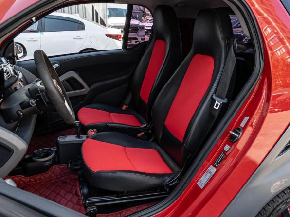Smart Fortwo II с пробегом 2015 года, цена 800 000 рублей, 149439 км, хэтчбек, Автокод Объявления