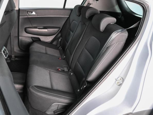 Kia Sportage IV Рестайлинг с пробегом 2021 года, цена 2 129 000 рублей, 136143 км, внедорожник, Автокод Объявления
