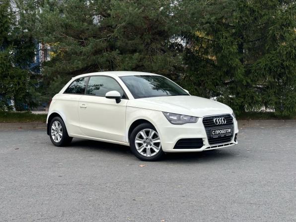 Audi A1 I (8X) с пробегом 2012 года, цена 819 000 рублей, 169536 км, хэтчбек, Автокод Объявления