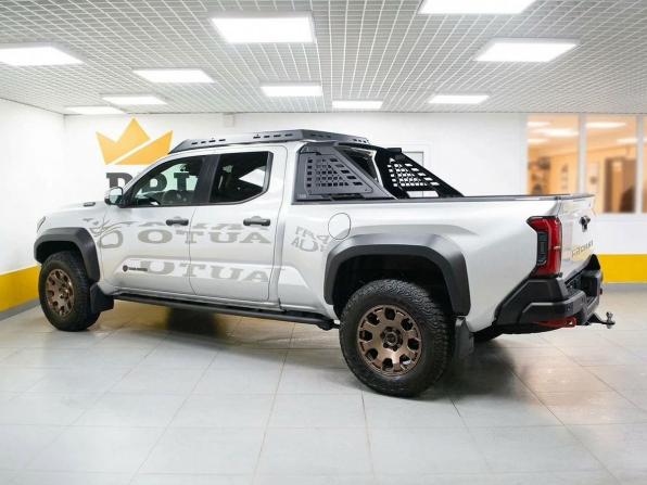 Toyota Tacoma IV с пробегом 2026 года, цена 11 199 000 рублей, 38 км, offers.body_type.unknown, Автокод Объявления