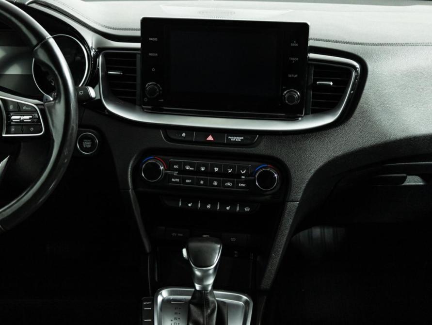 Kia Ceed III Санкт-Петербург  - изображение 14