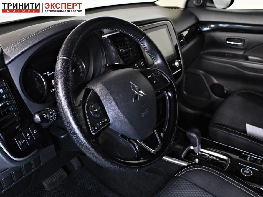 Mitsubishi Outlander III Рестайлинг 3 Белгород  - изображение 12