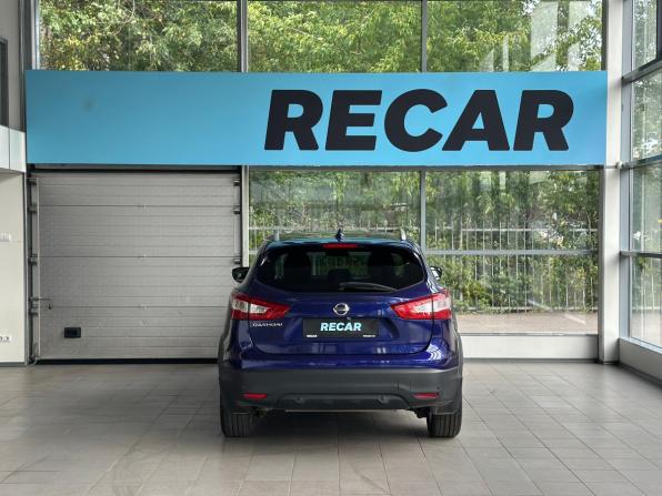 Nissan Qashqai II с пробегом 2017 года, цена 1 820 000 рублей, 93680 км, внедорожник, Автокод Объявления