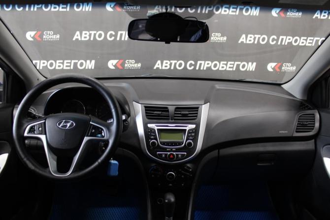Hyundai Solaris I с пробегом 2011 года, цена 729 000 рублей, 200000 км, хэтчбек, Автокод Объявления
