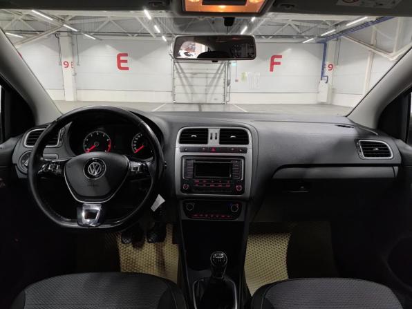 Volkswagen Polo V Рестайлинг с пробегом 2016 года, цена 840 000 рублей, 191000 км, седан, Автокод Объявления