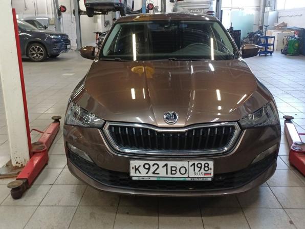 Skoda Rapid II с пробегом 2021 года, цена 1 495 000 рублей, 99980 км, лифтбек, Автокод Объявления