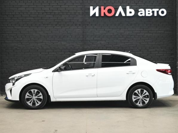 Kia Rio IV Рестайлинг с пробегом 2021 года, цена 1 860 000 рублей, 102267 км, седан, Автокод Объявления