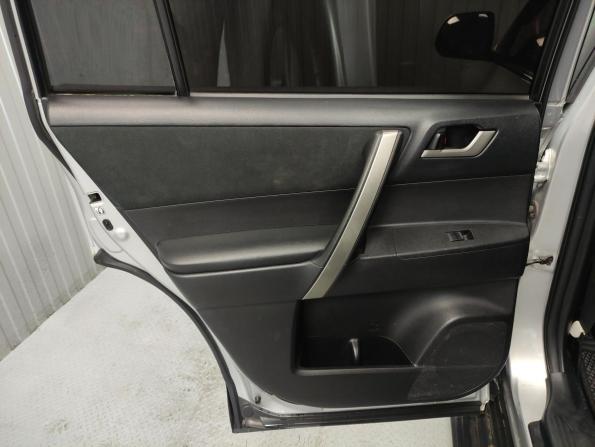Toyota Highlander II (XU40) Рестайлинг с пробегом 2012 года, цена 1 782 000 рублей, 330641 км, внедорожник, Автокод Объявления