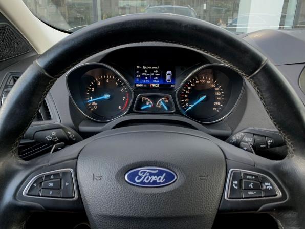 Ford Kuga II Рестайлинг с пробегом 2016 года, цена 1 500 000 рублей, 199641 км, внедорожник, Автокод Объявления