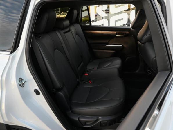 Toyota Highlander IV (XU70) с пробегом 2026 года, цена 5 500 000 рублей, 18 км, внедорожник, Автокод Объявления