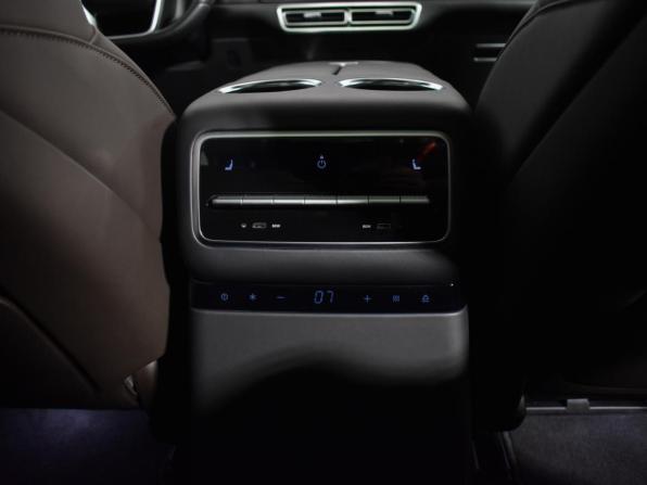 Li Auto (Lixiang) L9 I с пробегом 2023 года, цена 5 399 000 рублей, 73378 км, внедорожник, Автокод Объявления