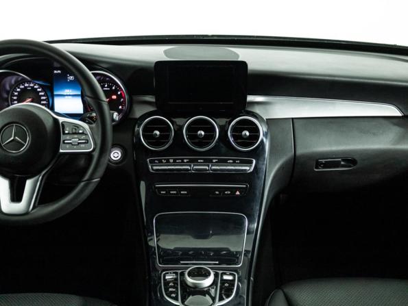 Mercedes-Benz C-Класс IV (W205) Рестайлинг с пробегом 2018 года, цена 2 649 585 рублей, 95781 км, седан, Автокод Объявления