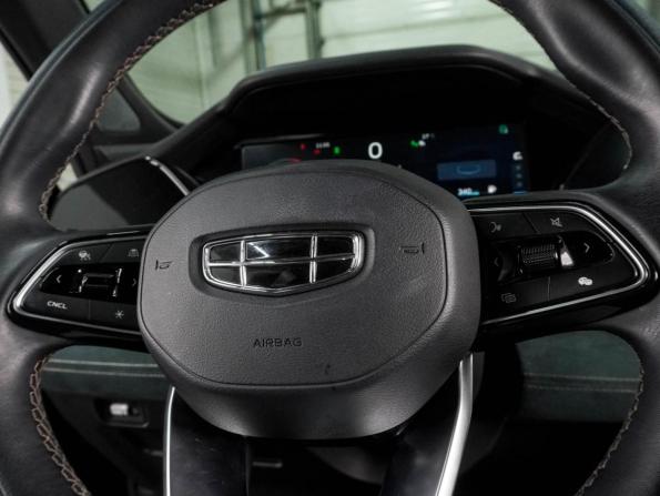 Geely Monjaro I с пробегом 2023 года, цена 2 997 000 рублей, 36782 км, внедорожник, Автокод Объявления
