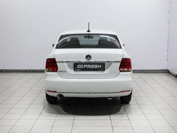 Volkswagen Polo V Рестайлинг с пробегом 2017 года, цена 1 039 000 рублей, 191659 км, седан, Автокод Объявления