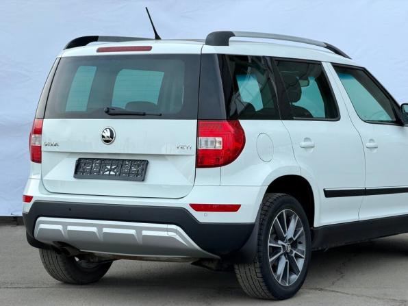 Skoda Yeti I Рестайлинг с пробегом 2016 года, цена 1 199 000 рублей, 142500 км, внедорожник, Автокод Объявления