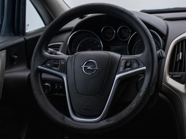 Opel Astra J с пробегом 2011 года, цена 606 000 рублей, 149724 км, хэтчбек, Автокод Объявления