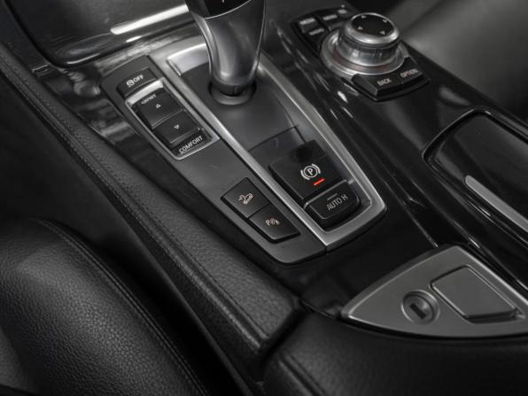 BMW 5 серии VI (F10/F11/F07) Рестайлинг с пробегом 2015 года, цена 1 995 000 рублей, 215442 км, седан, Автокод Объявления
