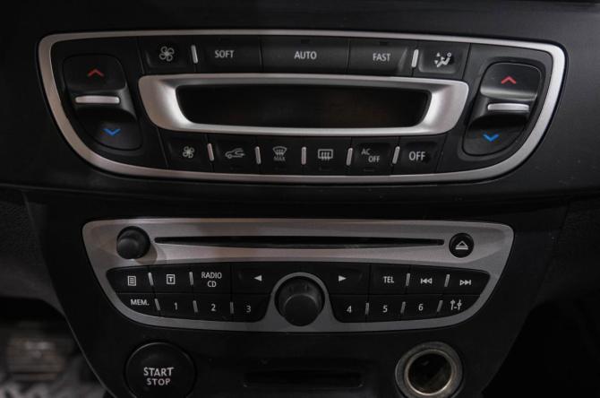 Renault Fluence I с пробегом 2012 года, цена 629 000 рублей, 223000 км, седан, Автокод Объявления