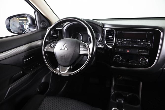 Mitsubishi Outlander III Рестайлинг 2 с пробегом 2015 года, цена 1 759 000 рублей, 153088 км, внедорожник, Автокод Объявления