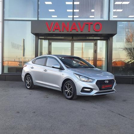 Hyundai Solaris II с пробегом 2019 года, цена 1 390 000 рублей, 98000 км, седан, Автокод Объявления