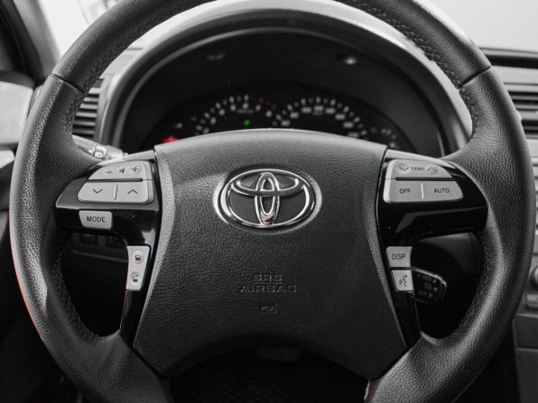 Toyota Camry VI (XV40) Рестайлинг с пробегом 2011 года, цена 1 300 000 рублей, 257939 км, седан, Автокод Объявления