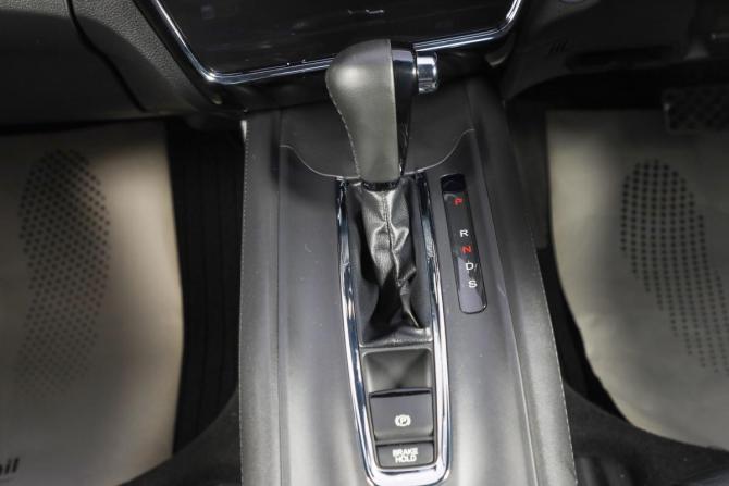 Honda Vezel I с пробегом 2014 года, цена 1 629 000 рублей, 128501 км, внедорожник, Автокод Объявления
