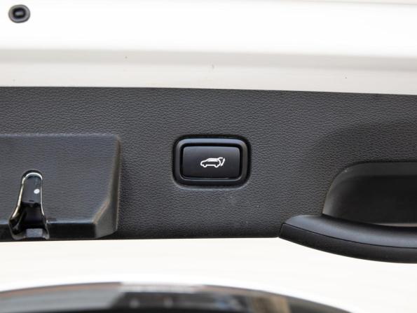 Kia Sportage V с пробегом 2023 года, цена 3 499 000 рублей, 34847 км, внедорожник, Автокод Объявления