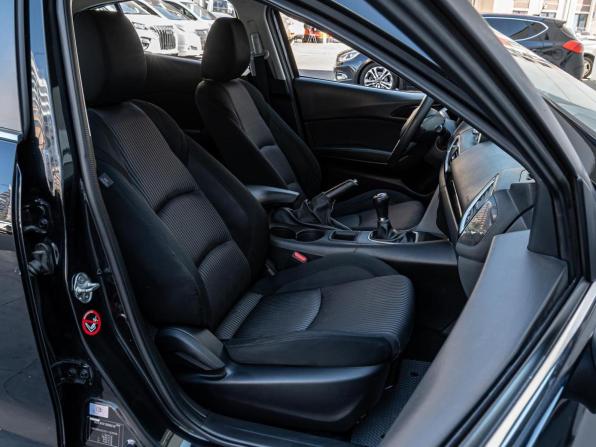 Mazda 3 III (BM) с пробегом 2014 года, цена 1 120 000 рублей, 119546 км, хэтчбек, Автокод Объявления