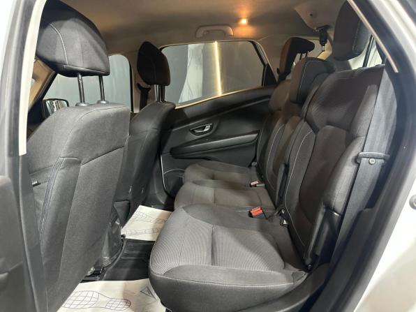 Renault Scenic IV с пробегом 2017 года, цена 1 329 000 рублей, 177300 км, минивэн, Автокод Объявления