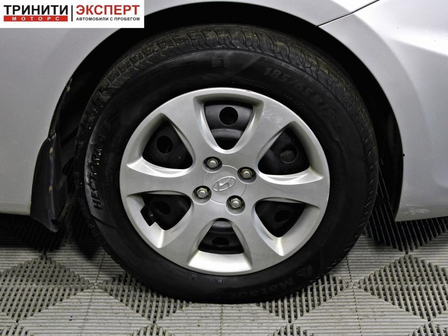 Hyundai Solaris I Белгород  - изображение 10